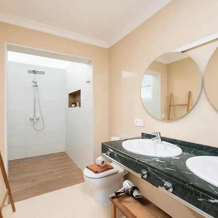 Saona Πλάγια Μπλάνκα